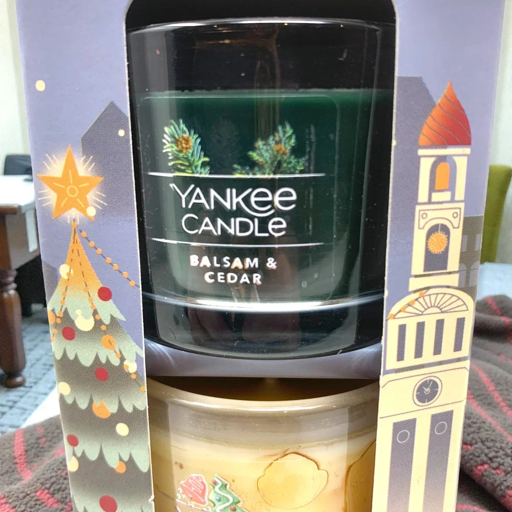 NEW Yankee Candle Christmas Classics Mini Jar Candle Gift Set 3 Holiday Scents